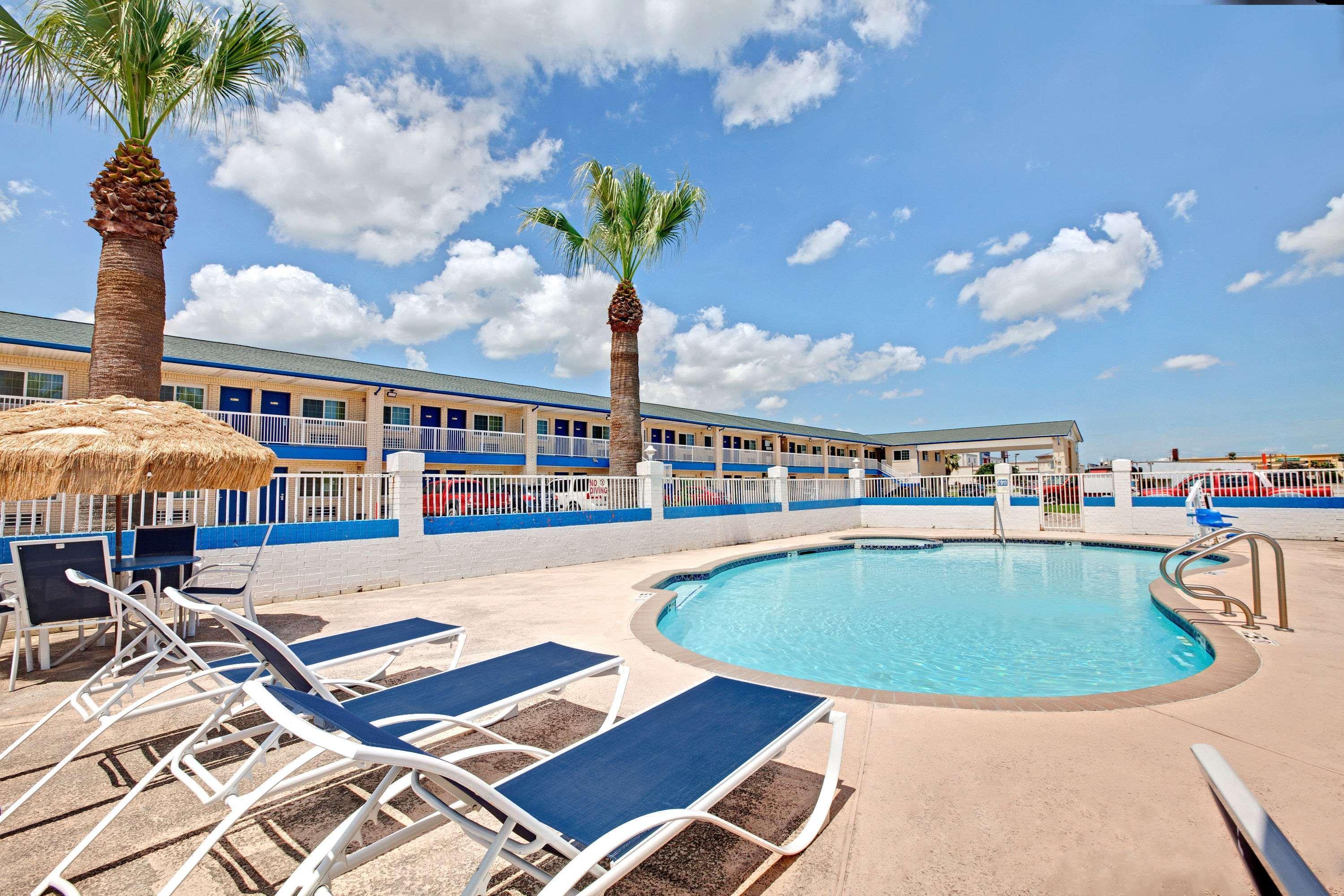 Days By Wyndham Tx Hotel 2*