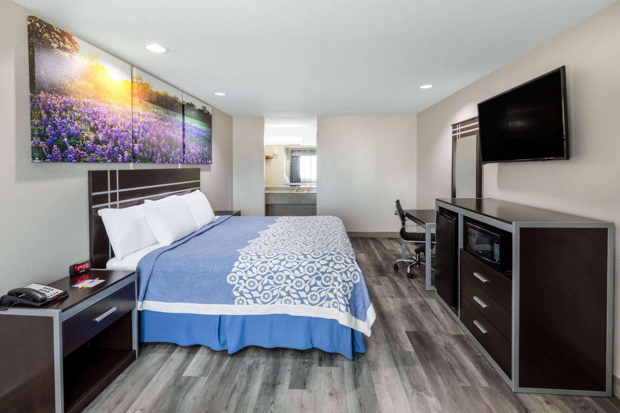 Hotel Days By Wyndham Tx 2*