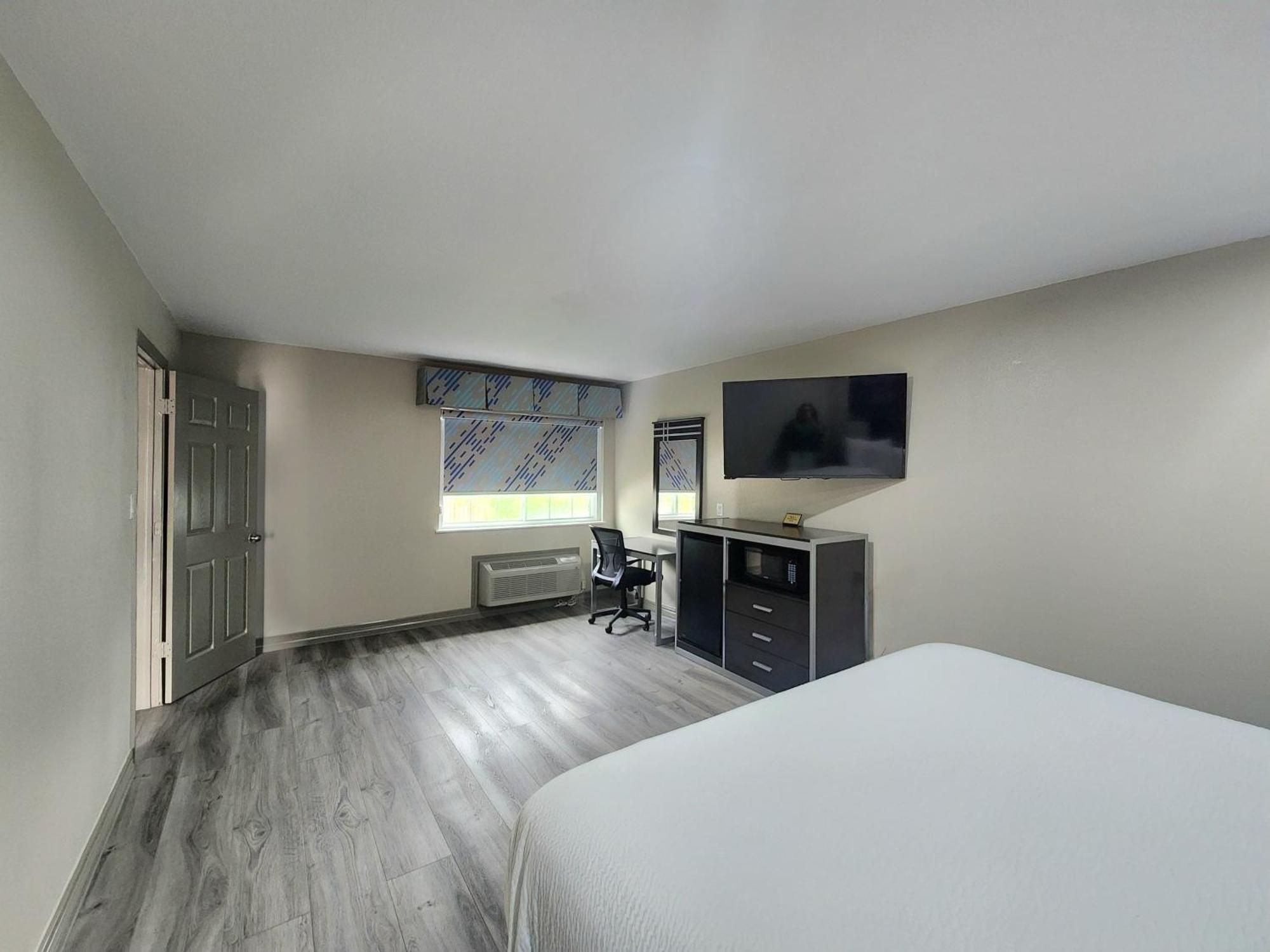Days By Wyndham Tx Hotel 2*