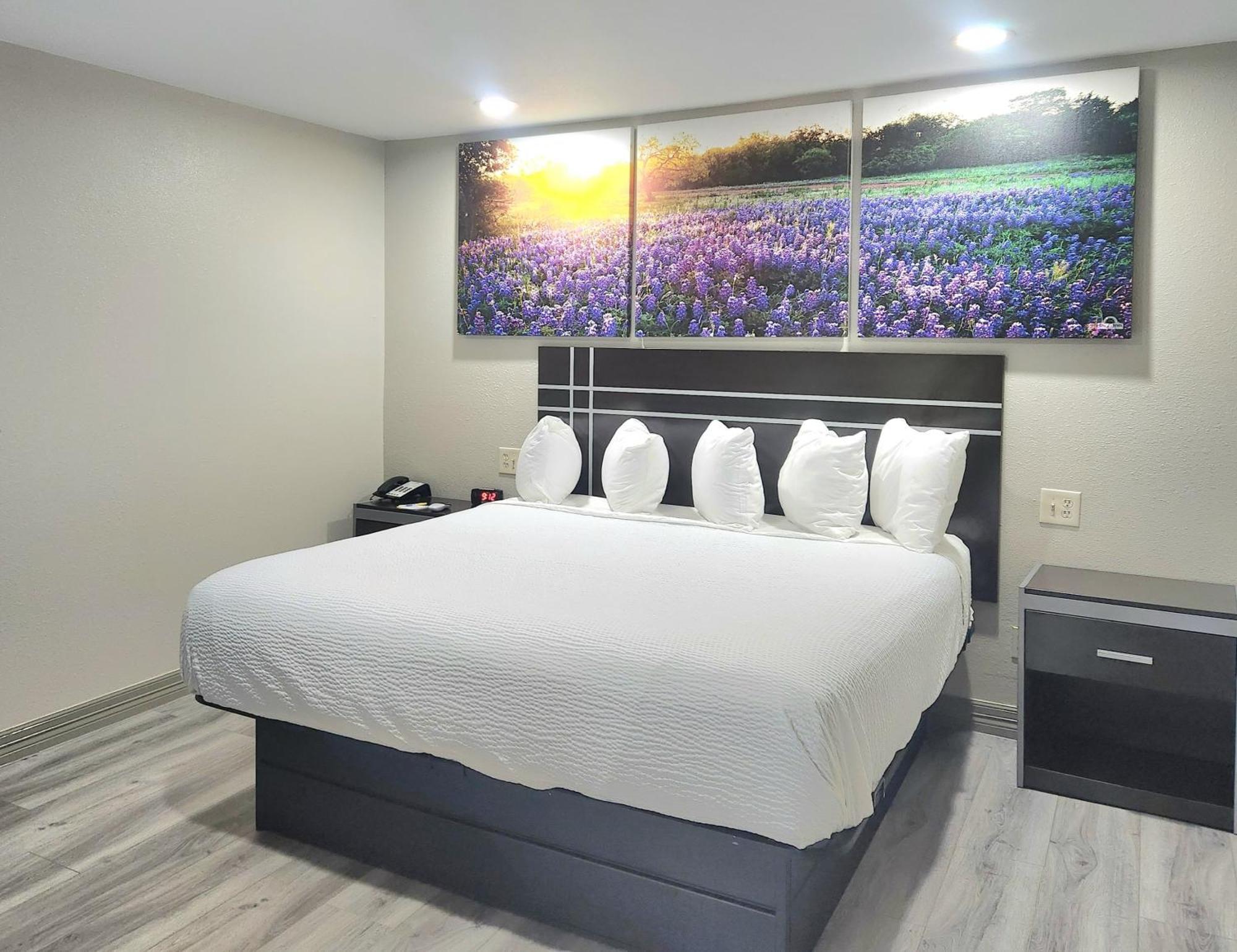 Days By Wyndham Tx Hotel Baytown