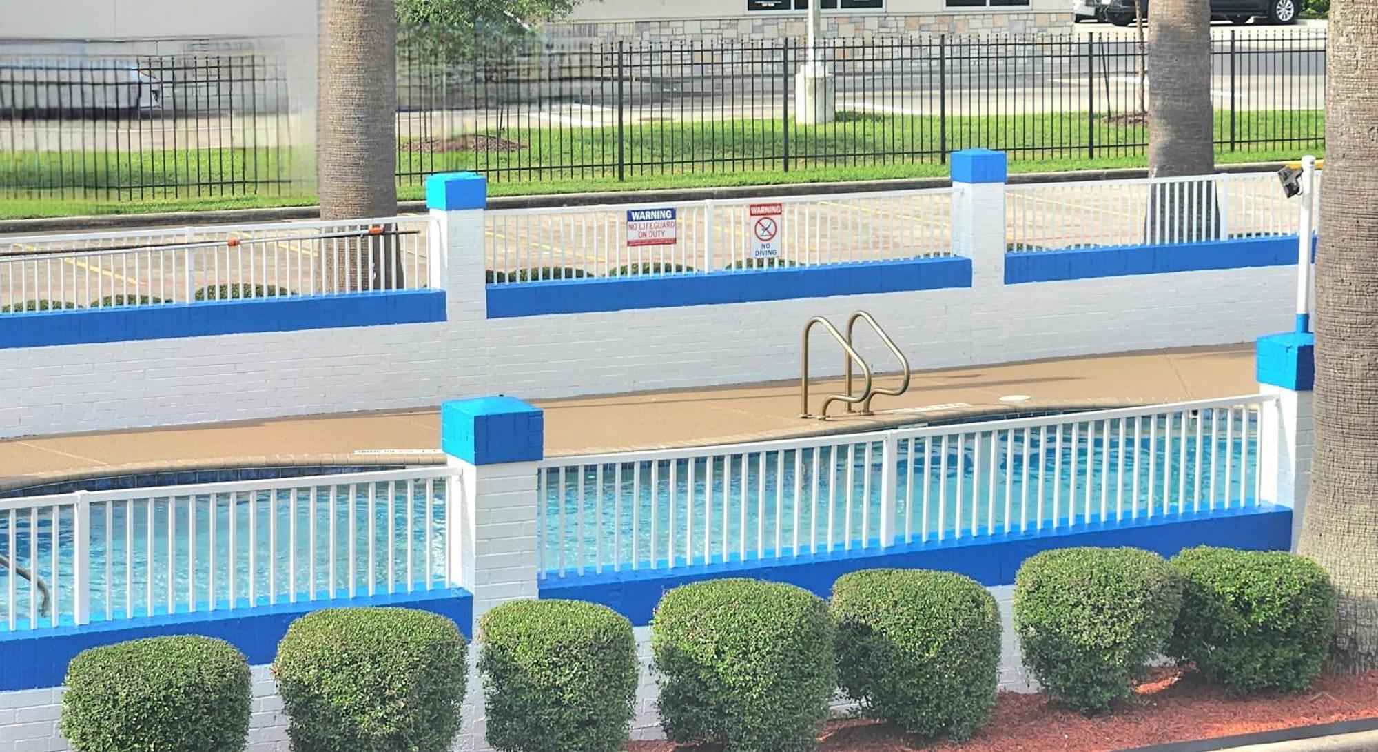 Days By Wyndham Tx 2*