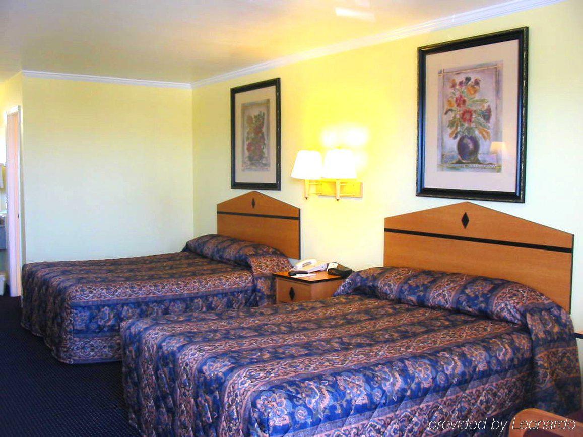 Hotel Days By Wyndham Tx Baytown